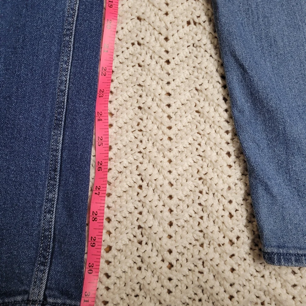 ❤️Hollister Ultra High Rise Dad Jean Wavy Colorblock W24 L31 - Picture 6 of 10